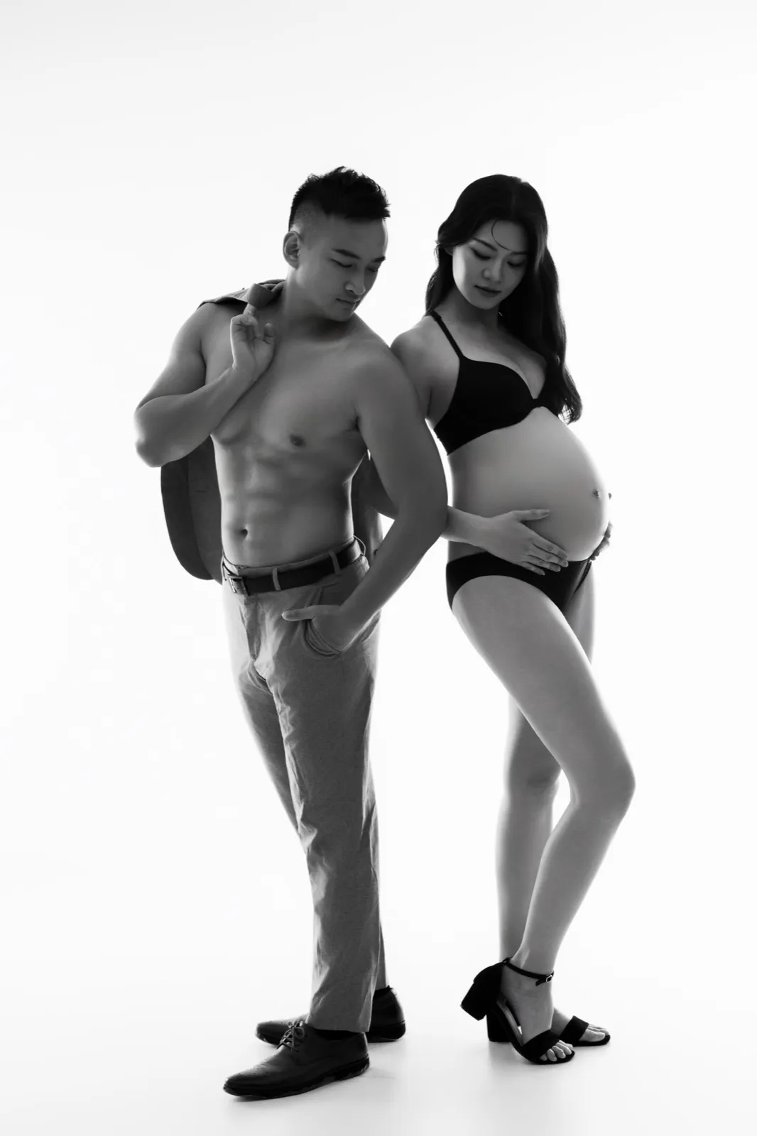 高雄孕婦寫真｜光影塑造風孕婦肖像